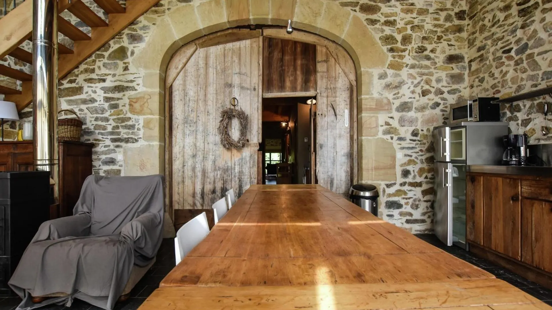 Hébergement de vacances Lovely Farmhouse With Private Pool In Terrou