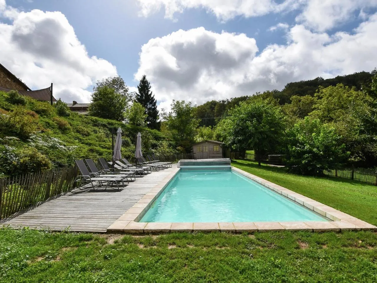 Lovely Farmhouse With Private Pool In Terrou Hébergement de vacances